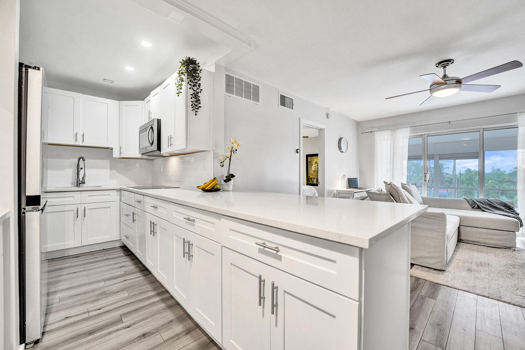 3040 Ne 16th Avenue - Photo 4