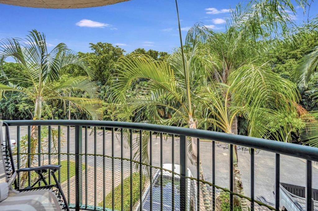2125 Se 10th Avenue - Photo 5