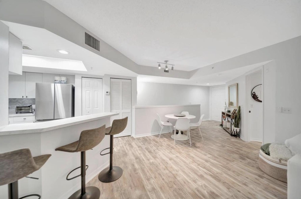 2125 Se 10th Avenue - Photo 10