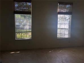 1001 Crystal Way - Photo 2