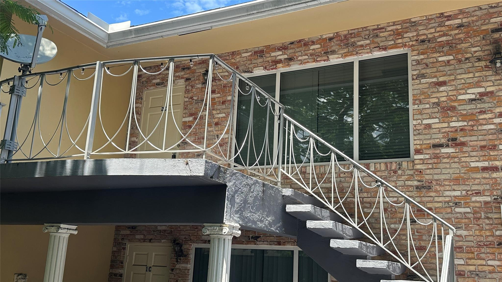 1900 Ne 29th Street - Photo 16