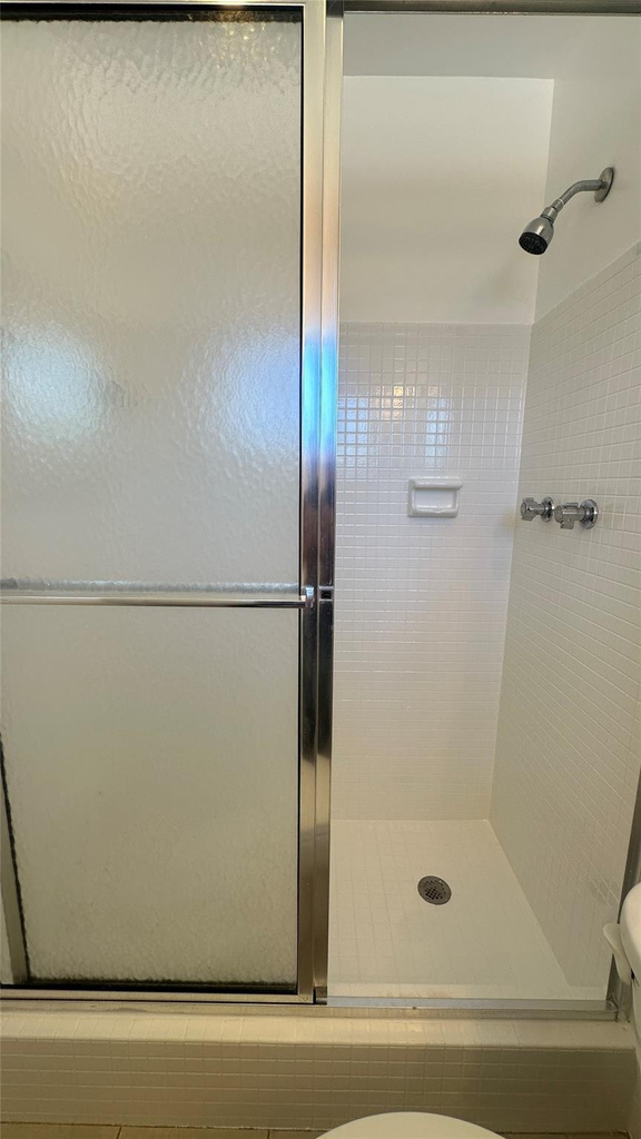 1900 Ne 29th Street - Photo 9