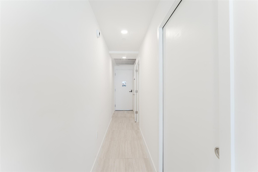 580 72nd Street - Photo 27