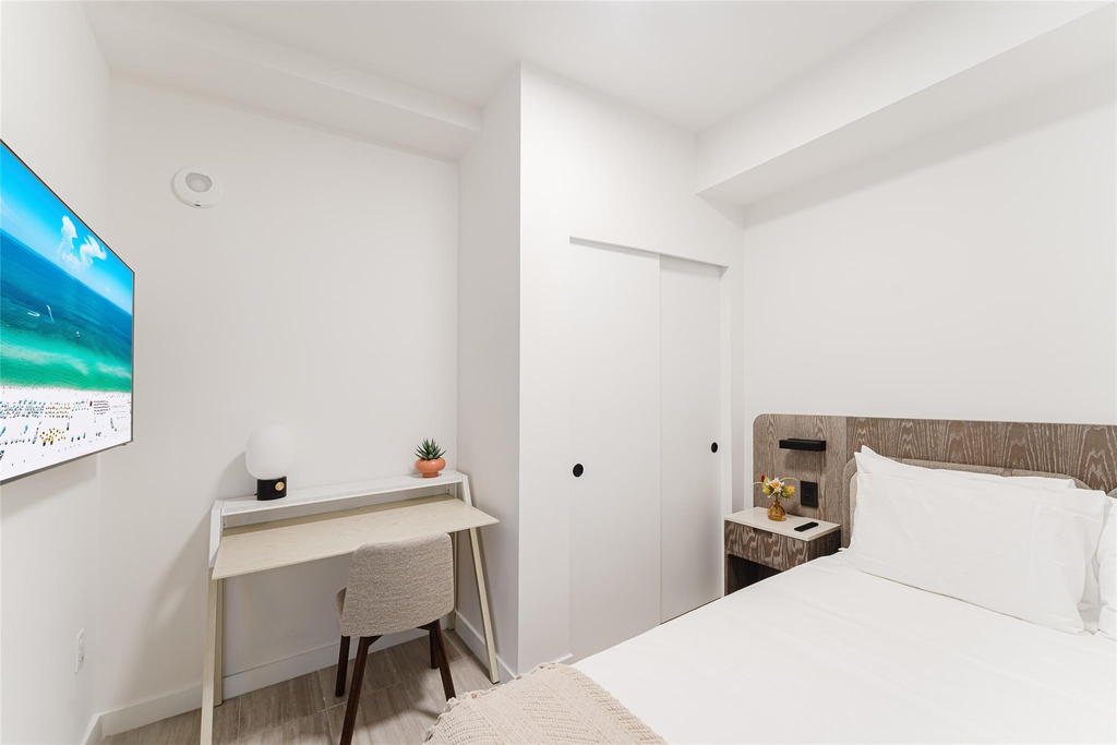 580 72nd Street - Photo 13