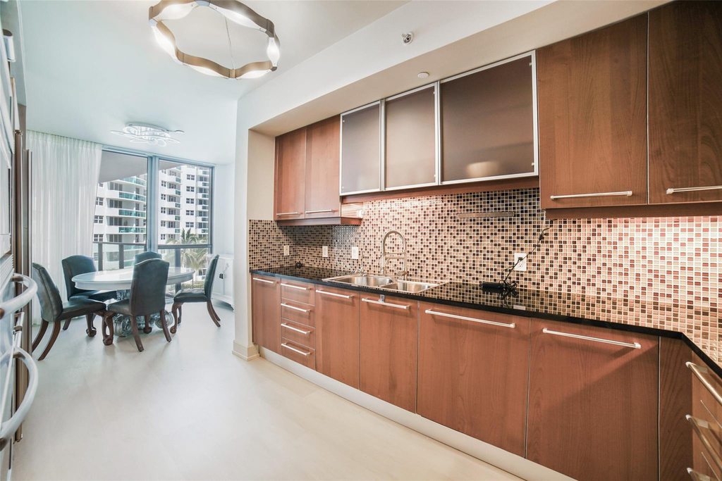 3101 S Ocean Drive - Photo 4