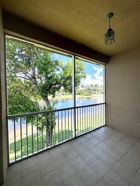 7842 Exeter Boulevard E - Photo 2