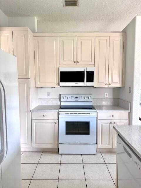 7842 Exeter Boulevard E - Photo 41