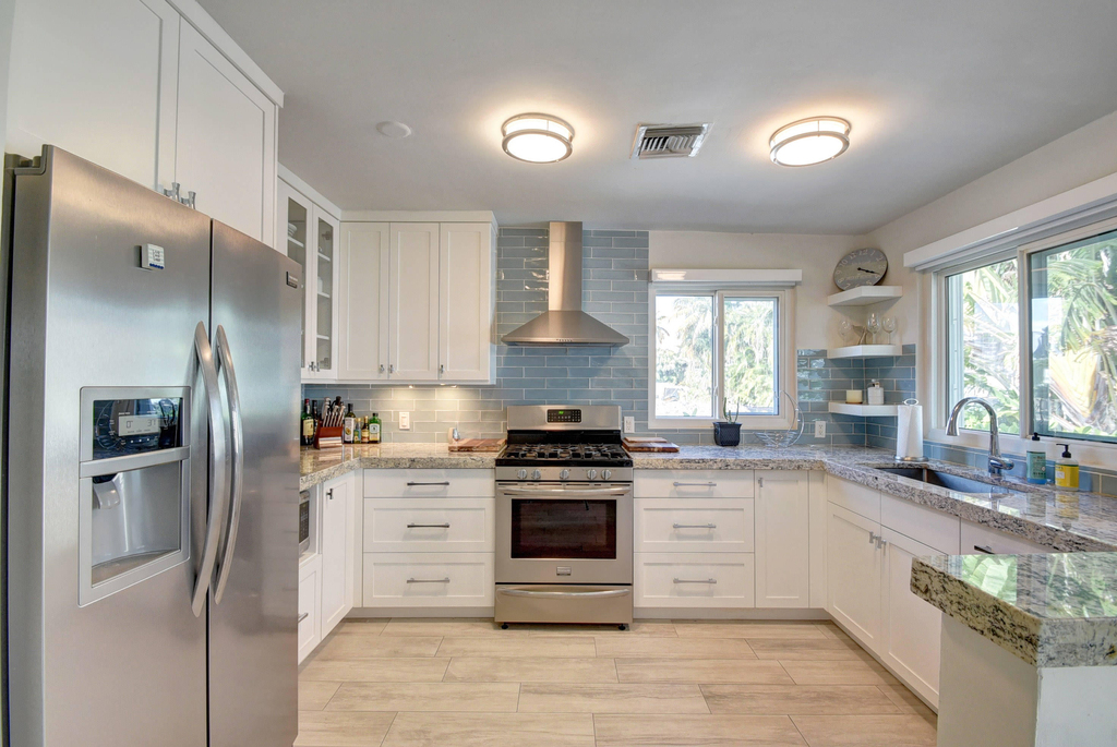 1020 Casuarina Road - Photo 0