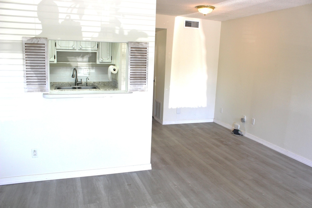 2929 Se Ocean Boulevard - Photo 12