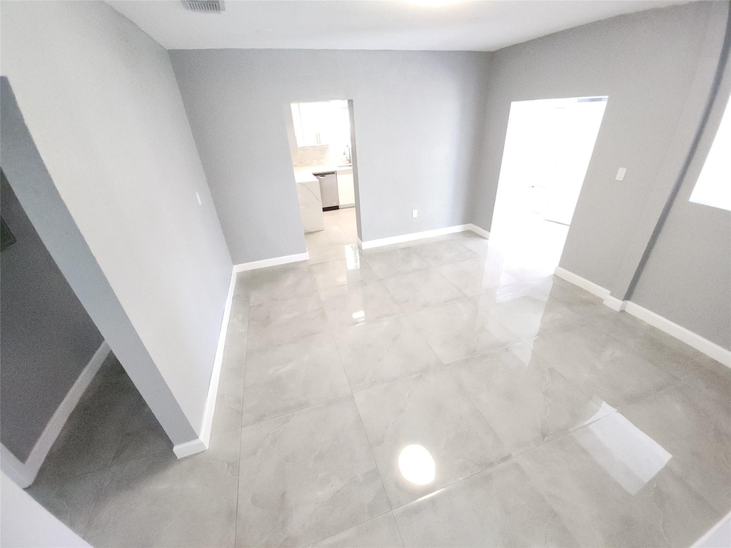 1766 Ne 181st Street - Photo 5