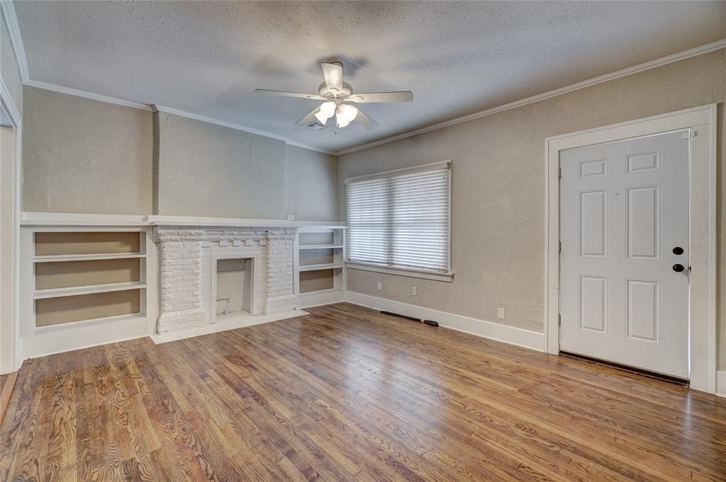 3711 N Military Avenue - Photo 3