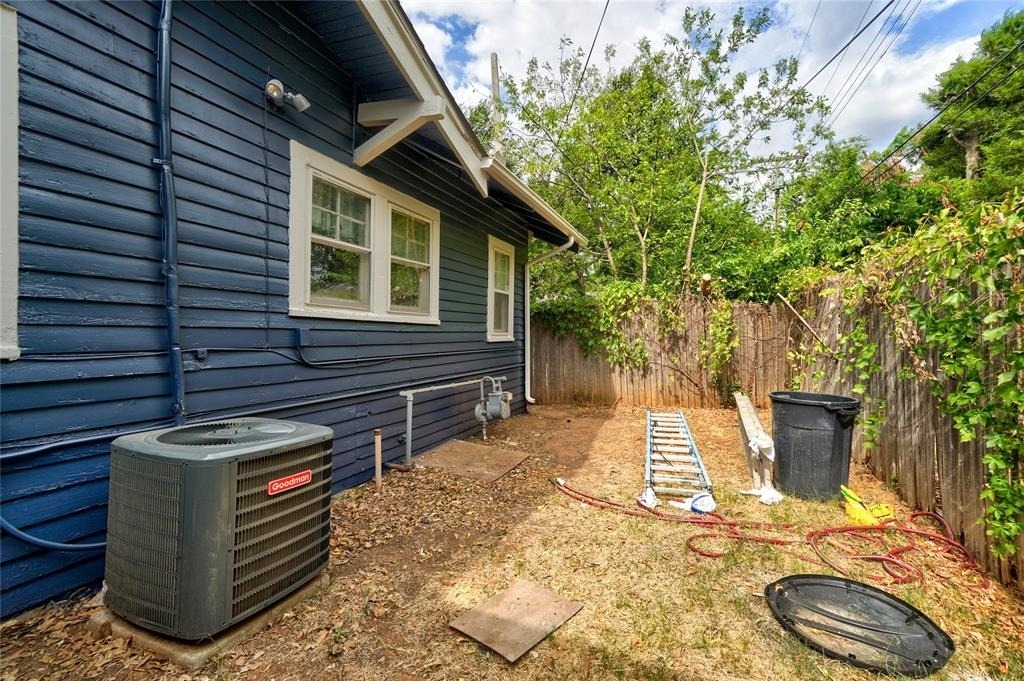 3711 N Military Avenue - Photo 25