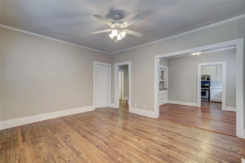 3711 N Military Avenue - Photo 5