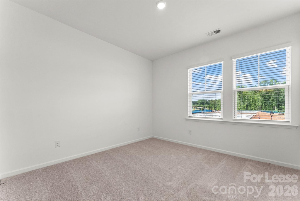 5531 Wolfpack Alley - Photo 18