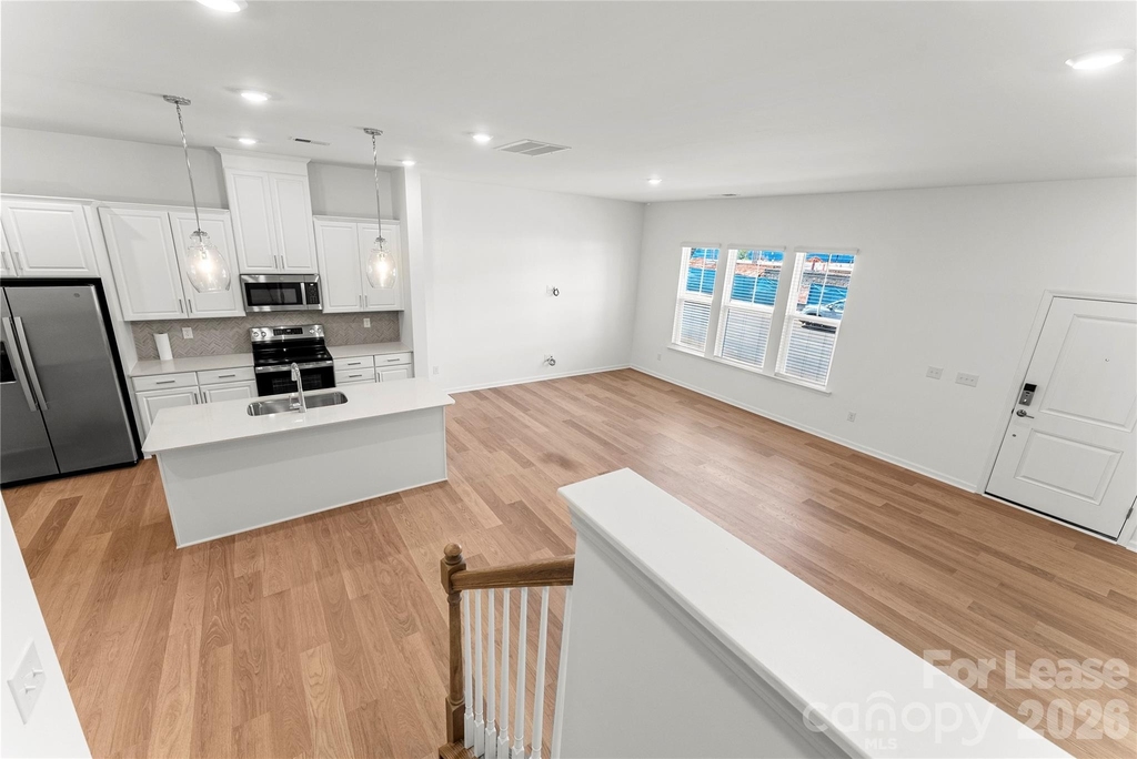 5531 Wolfpack Alley - Photo 9