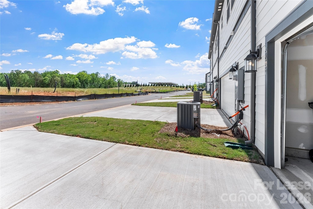 5531 Wolfpack Alley - Photo 25