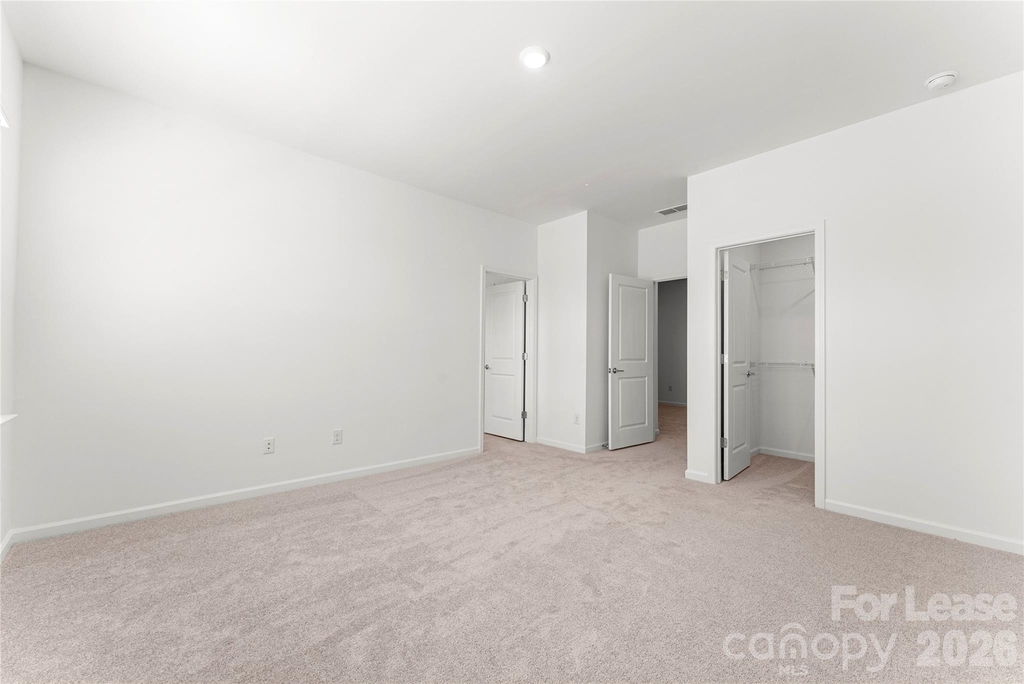 5531 Wolfpack Alley - Photo 14