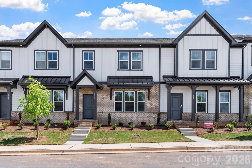 5531 Wolfpack Alley - Photo 4