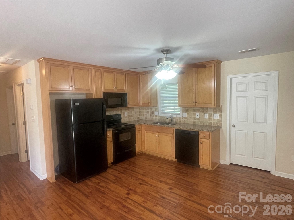 3791 Lee Moore Road - Photo 3