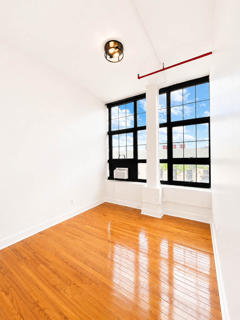 248 Mckibbin Street - Photo 3