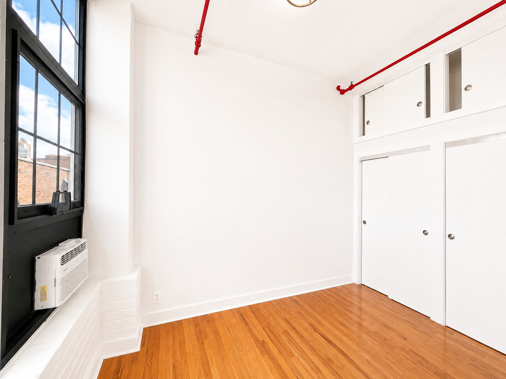 248 Mckibbin Street - Photo 8