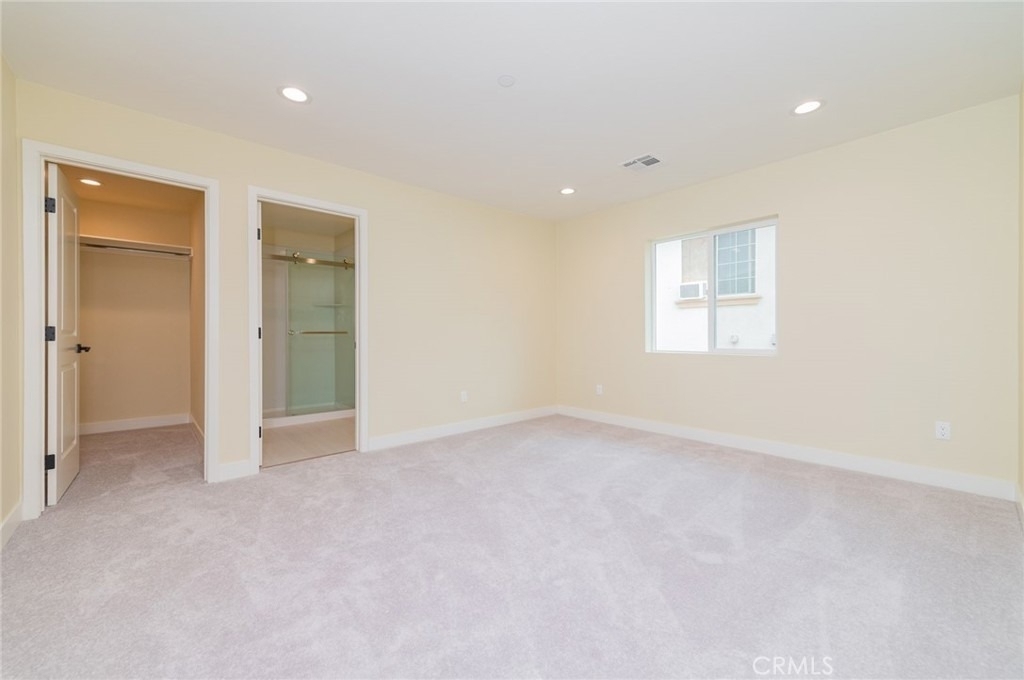 642 W Grand Ave - Photo 13