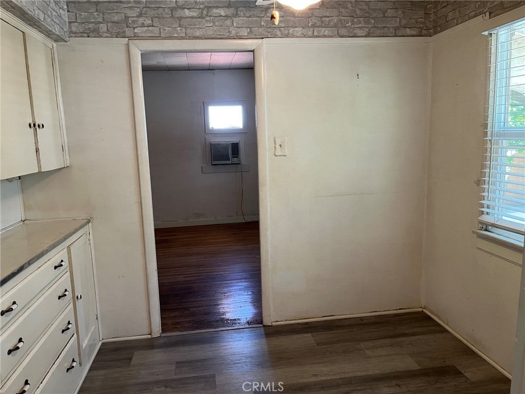 404 N 7th - Photo 2