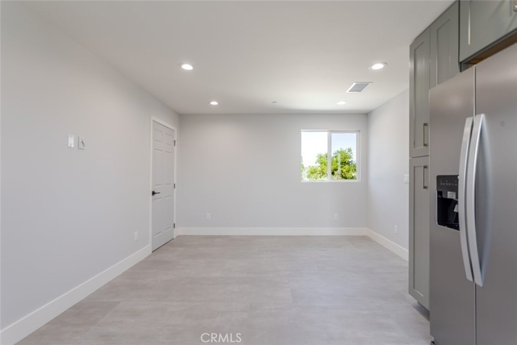 13768 1/2 Judd Street - Photo 8
