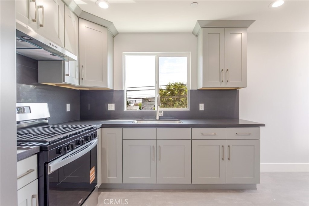 13768 1/2 Judd Street - Photo 10