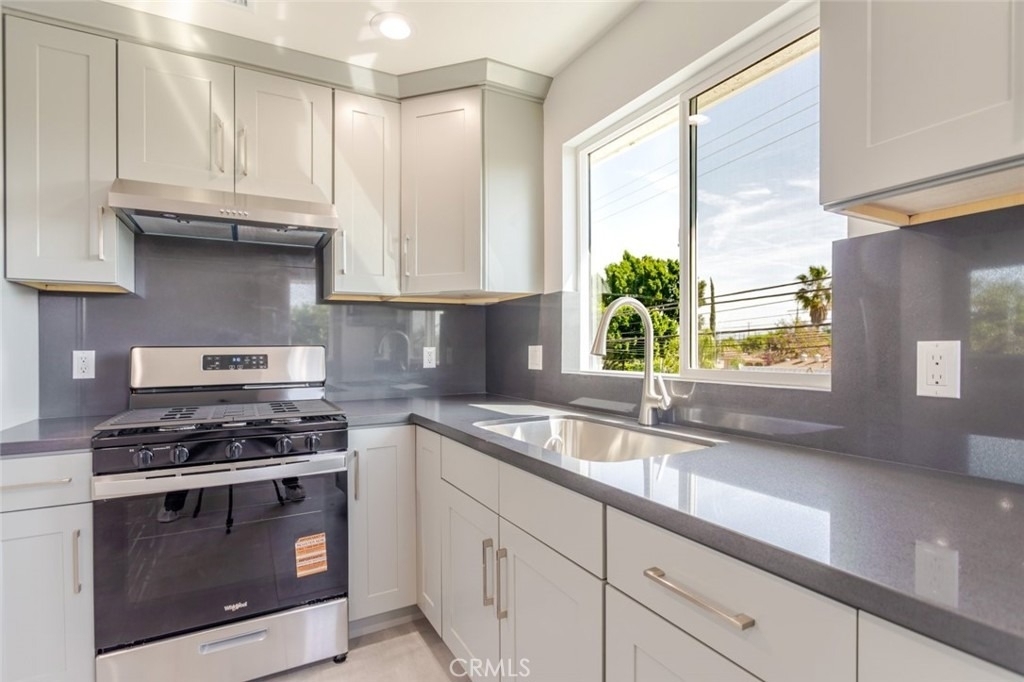 13768 1/2 Judd Street - Photo 11