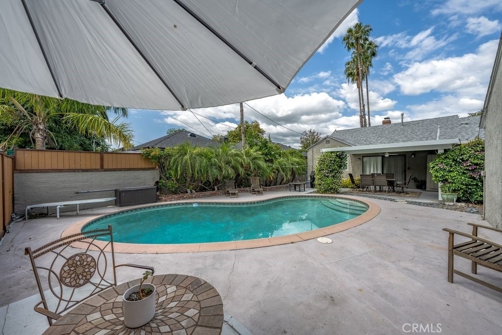 5940 Simpson Ave - Photo 8