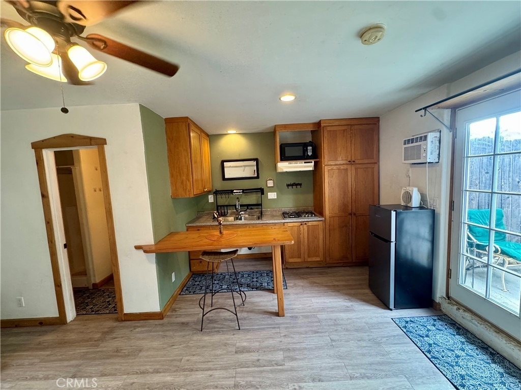13737 Linfield - Photo 10