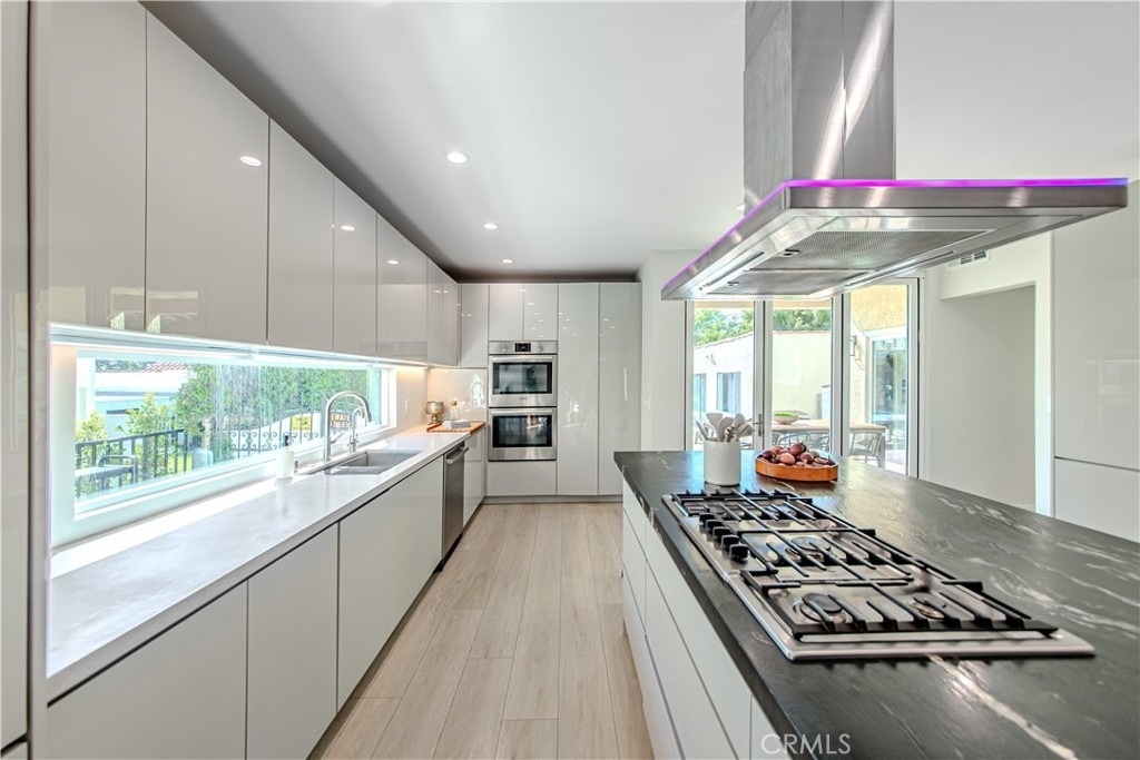 507 N Formosa - Photo 6