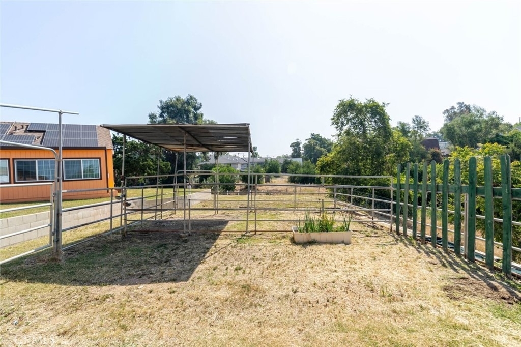 13057 Gladstone Avenue - Photo 31