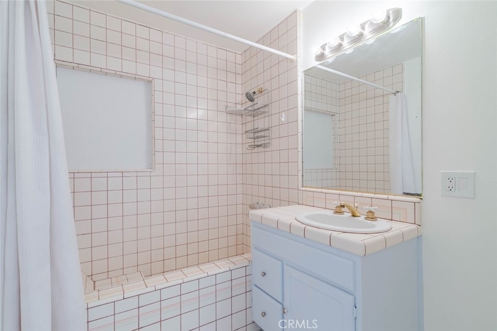 13057 Gladstone Avenue - Photo 24
