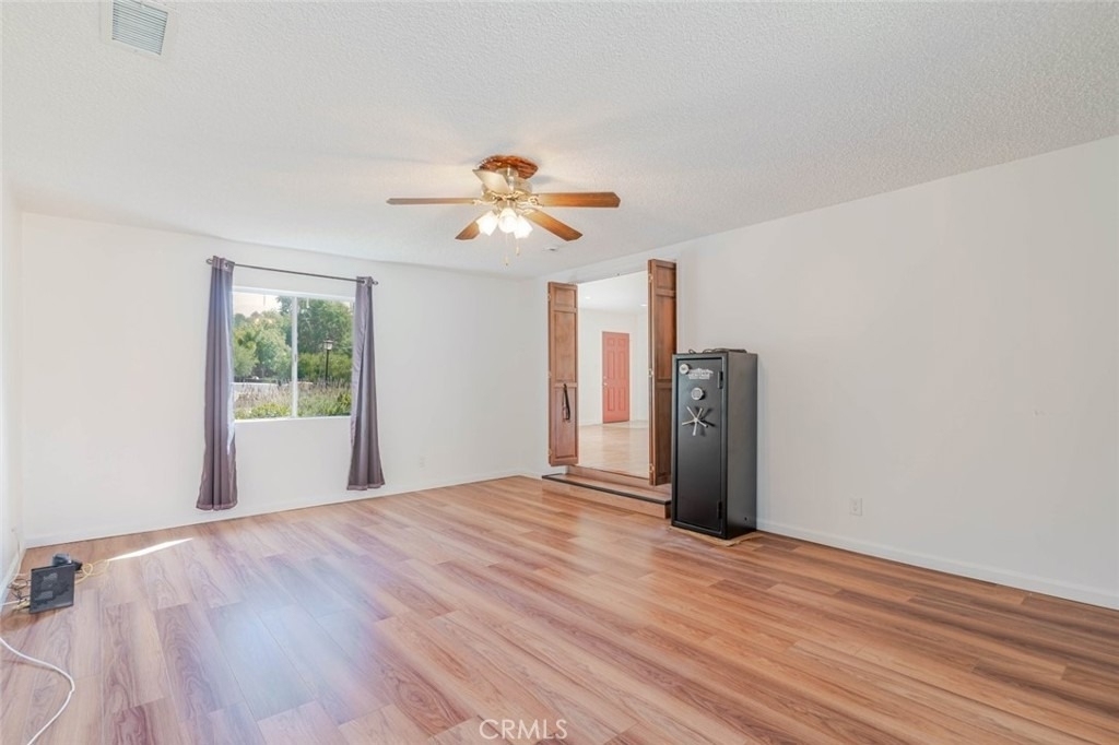 13057 Gladstone Avenue - Photo 12