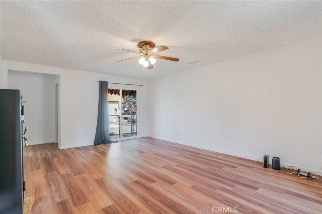 13057 Gladstone Avenue - Photo 11