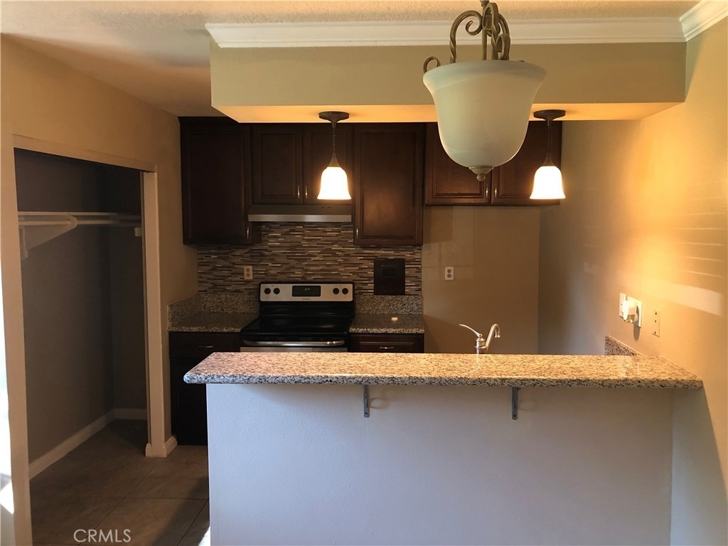 104 Sinclair Avenue - Photo 12