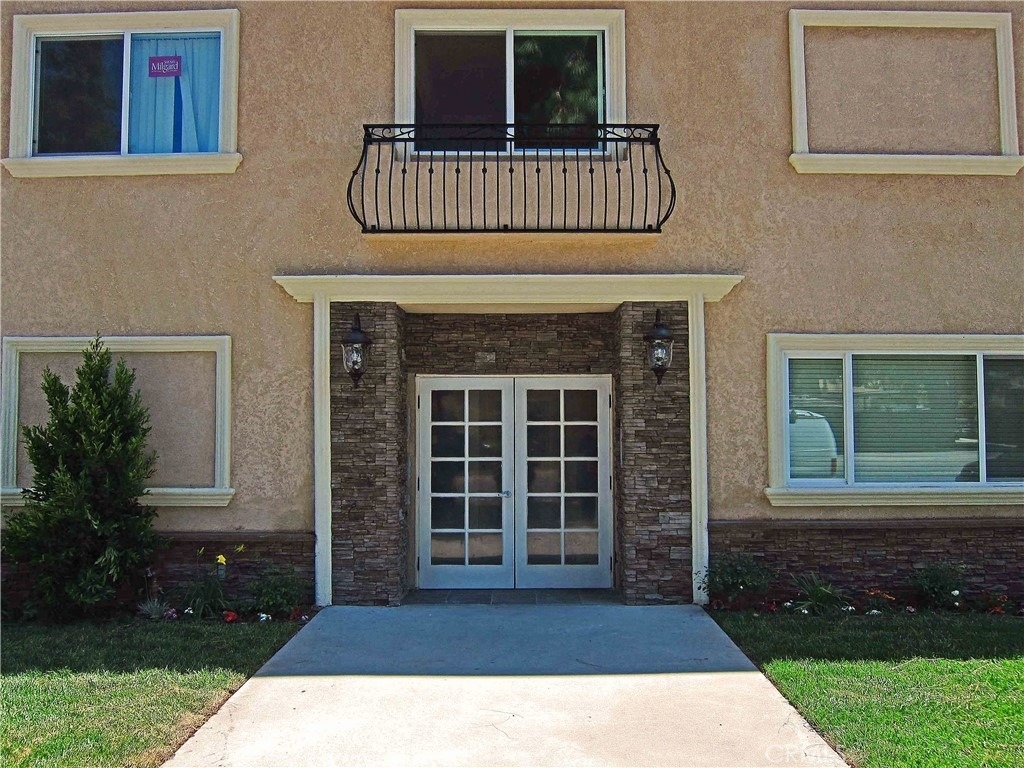 17330 Chatsworth Street - Photo 1