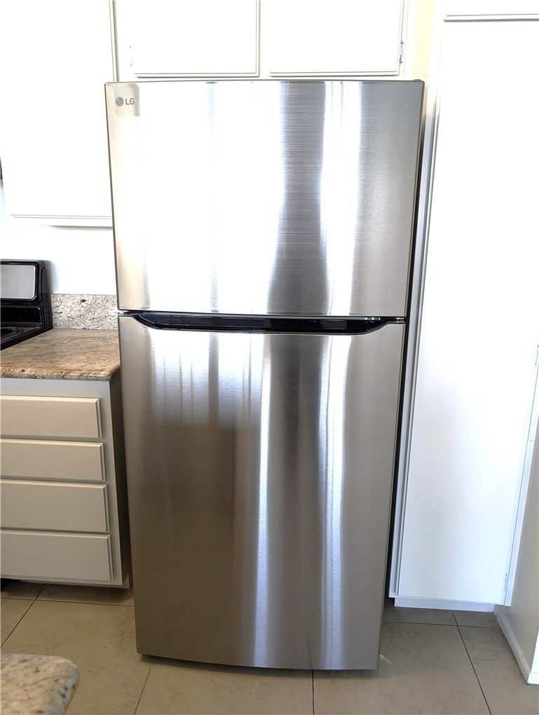 17330 Chatsworth Street - Photo 16