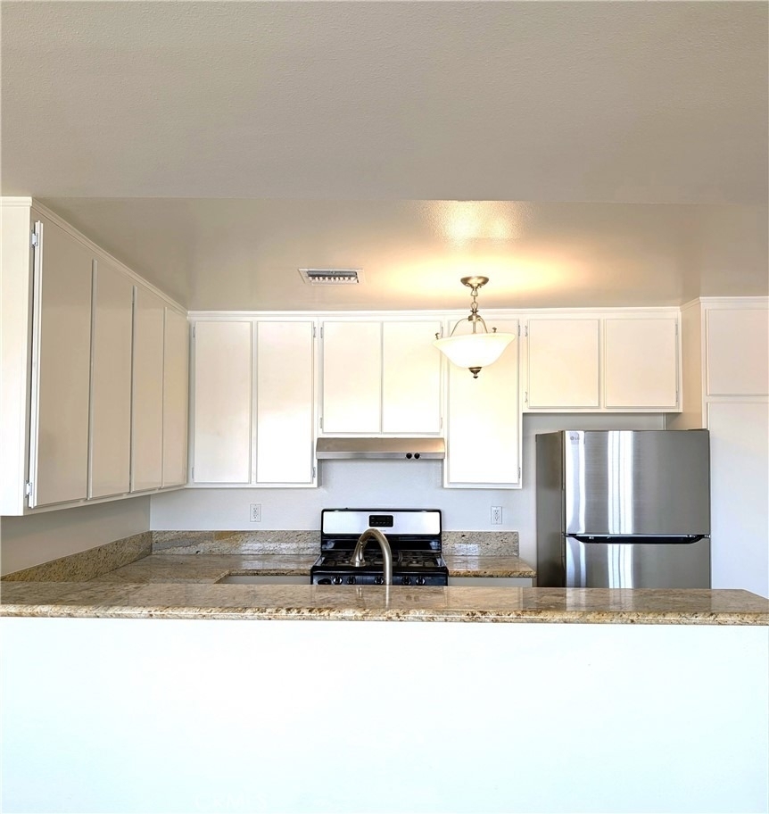 17330 Chatsworth Street - Photo 6