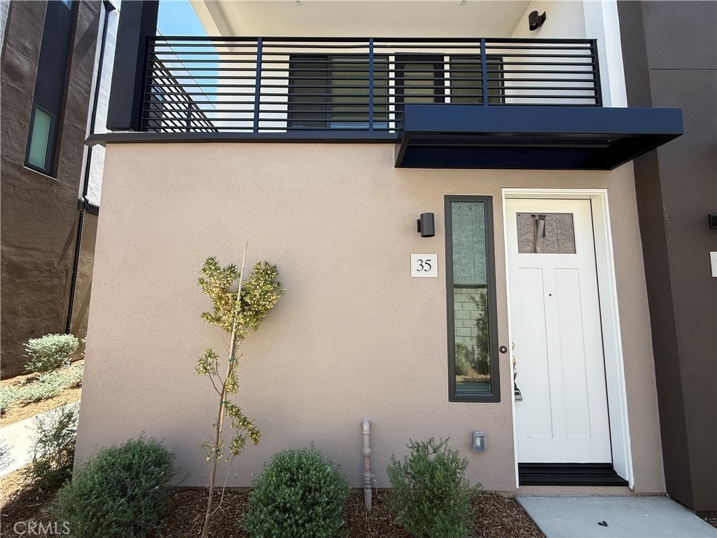 35 Bigsby Drive - Photo 0