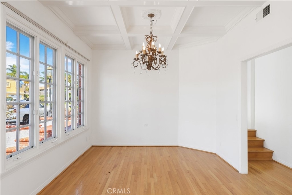 2025 E Balboa - Photo 57