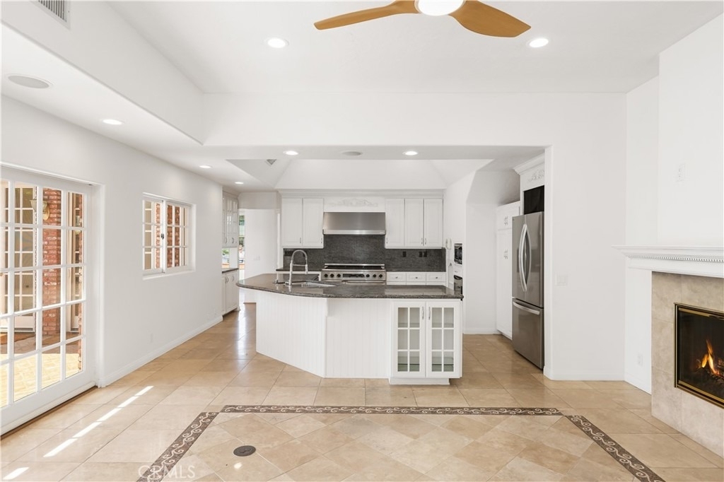2025 E Balboa - Photo 43