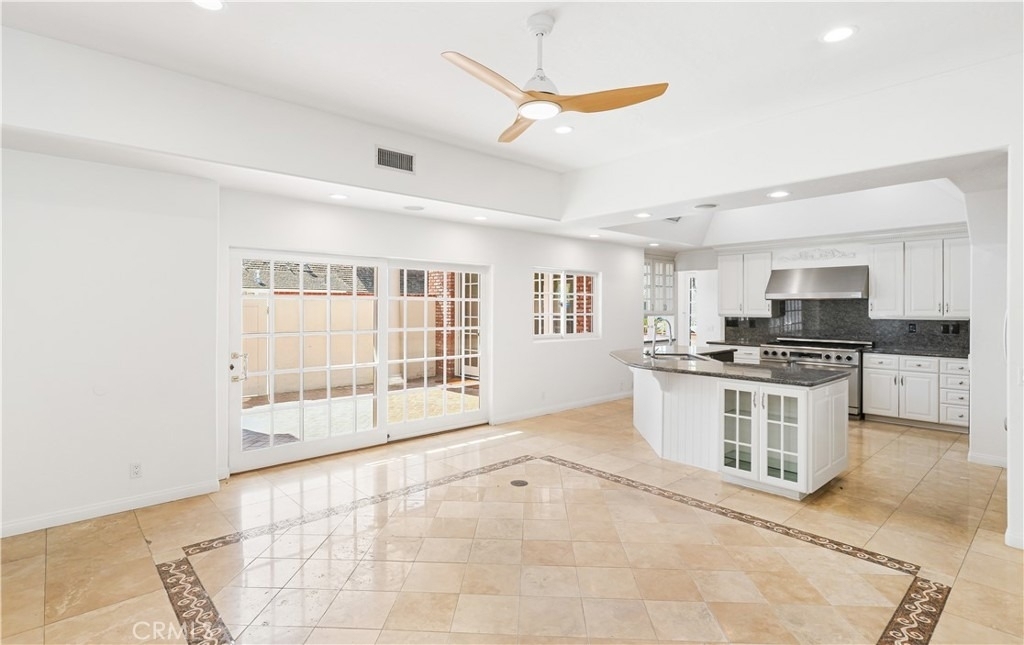 2025 E Balboa - Photo 45