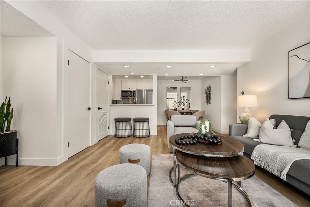 25761 Le Parc - Photo 4