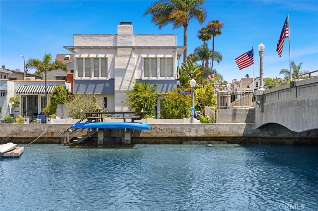 200 Grand Canal - Photo 39