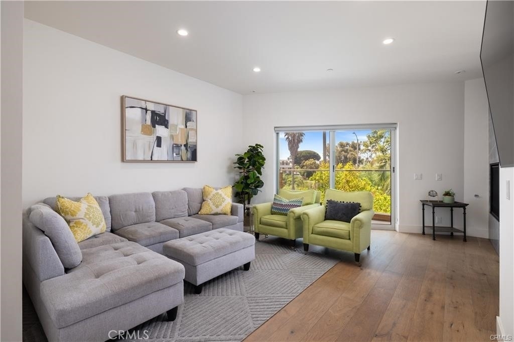 3920 E Coast Highway - Photo 10