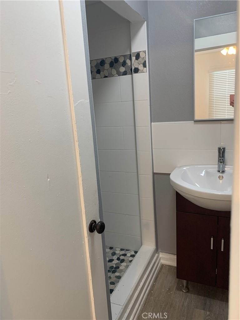 315 W Colton Avenue - Photo 10