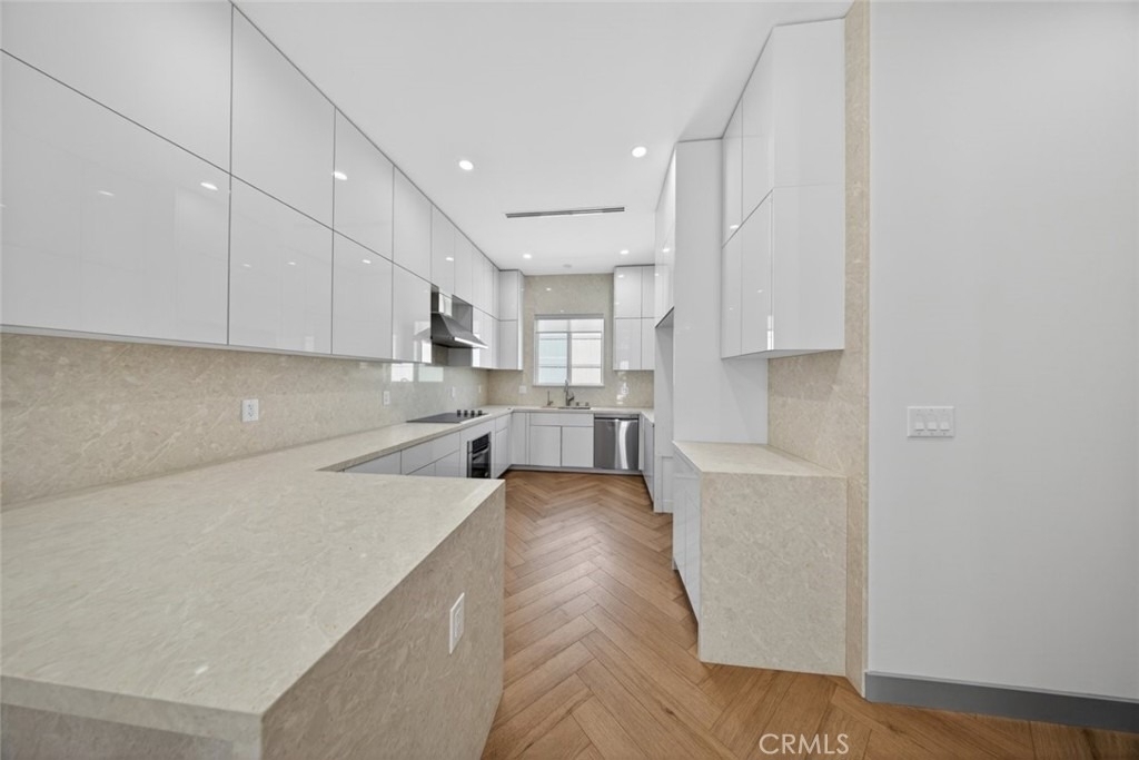 10843 Cantara Street - Photo 9